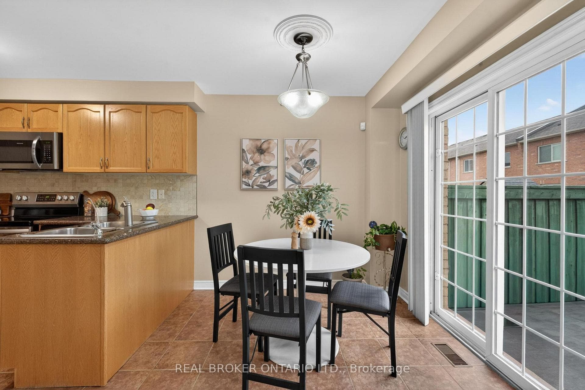 38 Nutwood Way photo 19