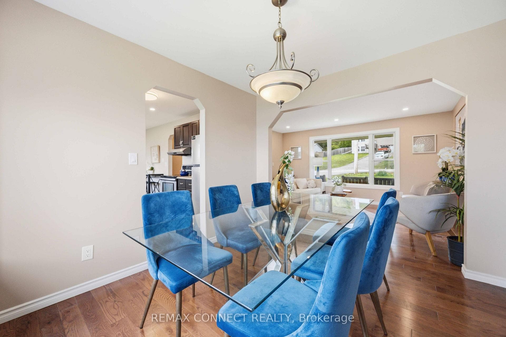 36 Helen Drive photo 16