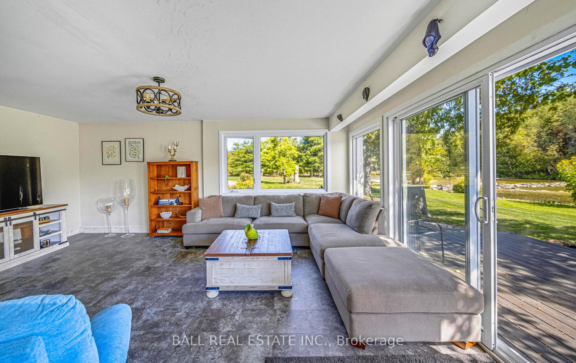 497 Sawmill Road photo 5