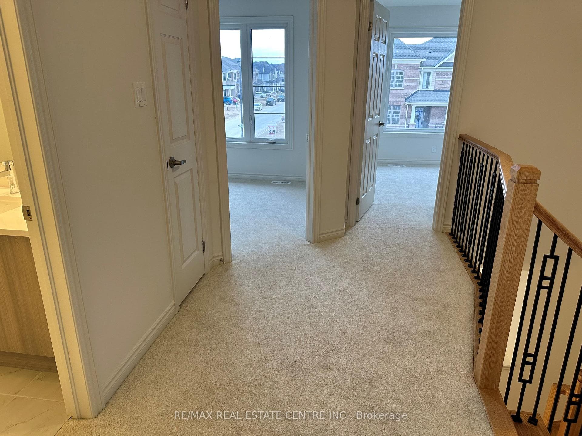 220 Elliot Avenue photo 21