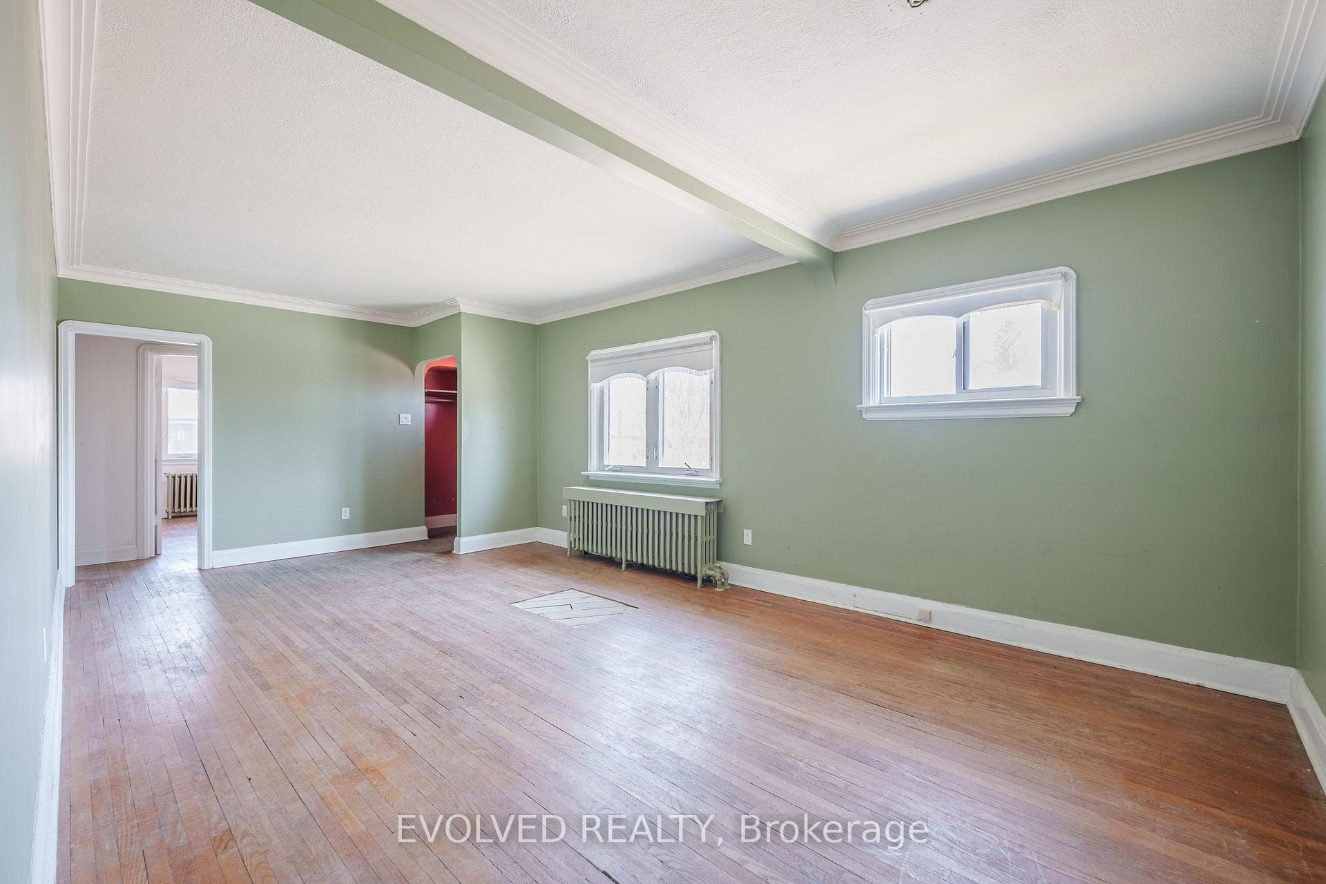 1338 Victoria Park Avenue photo 13
