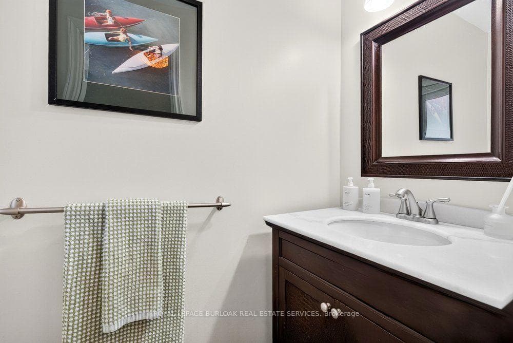 2354 Marine Drive photo 19