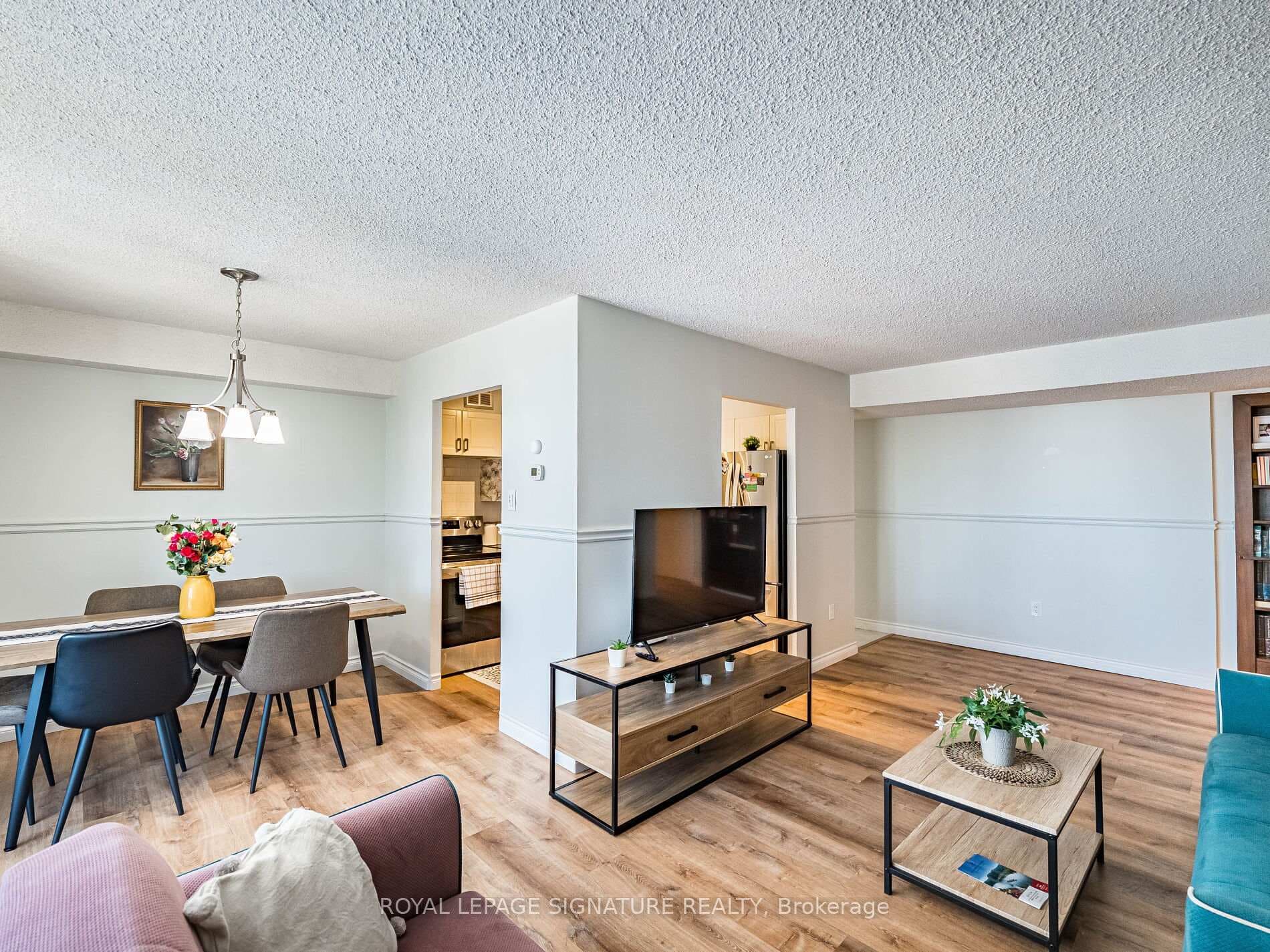 20 William Roe Boulevard Unit 308 photo 11