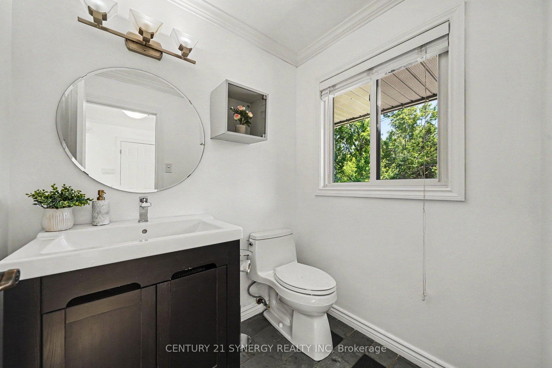 105 IRONWOOD Court photo 14