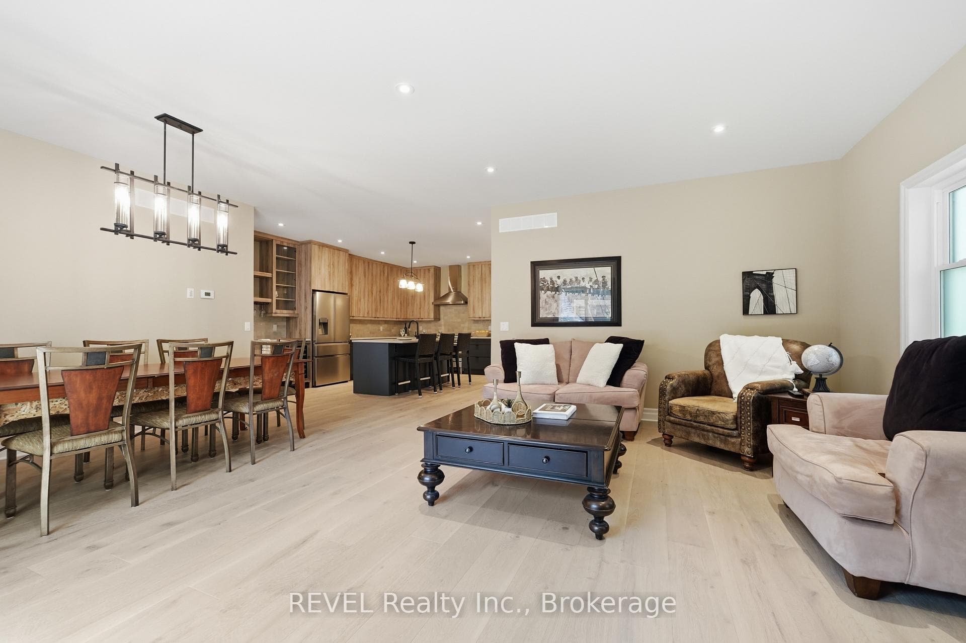stay connected with open floorpan
