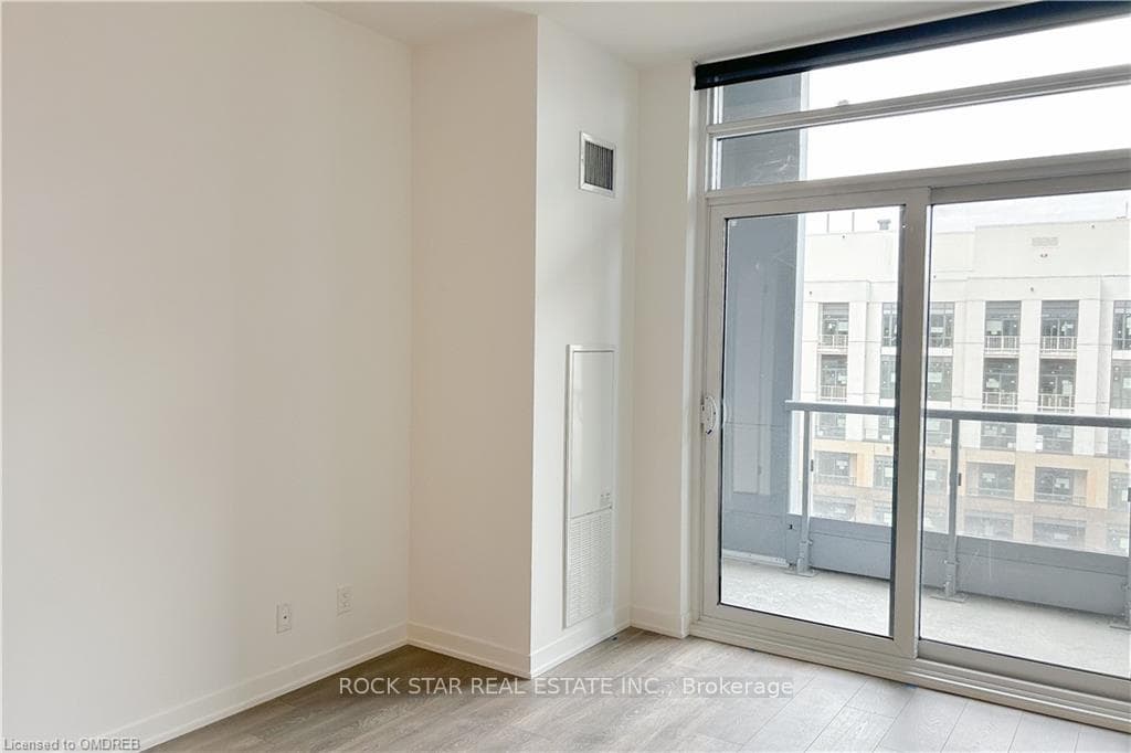 7950 Bathurst Street Unit A0629 photo 18