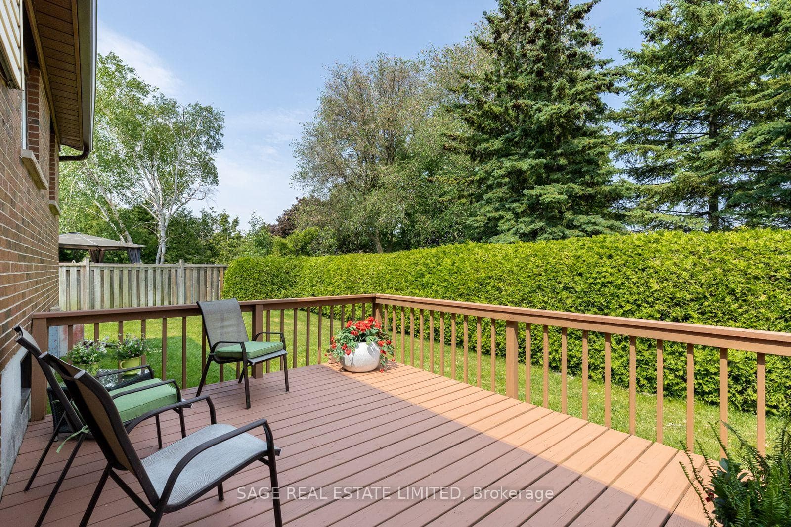 34 Carter Crescent photo 2