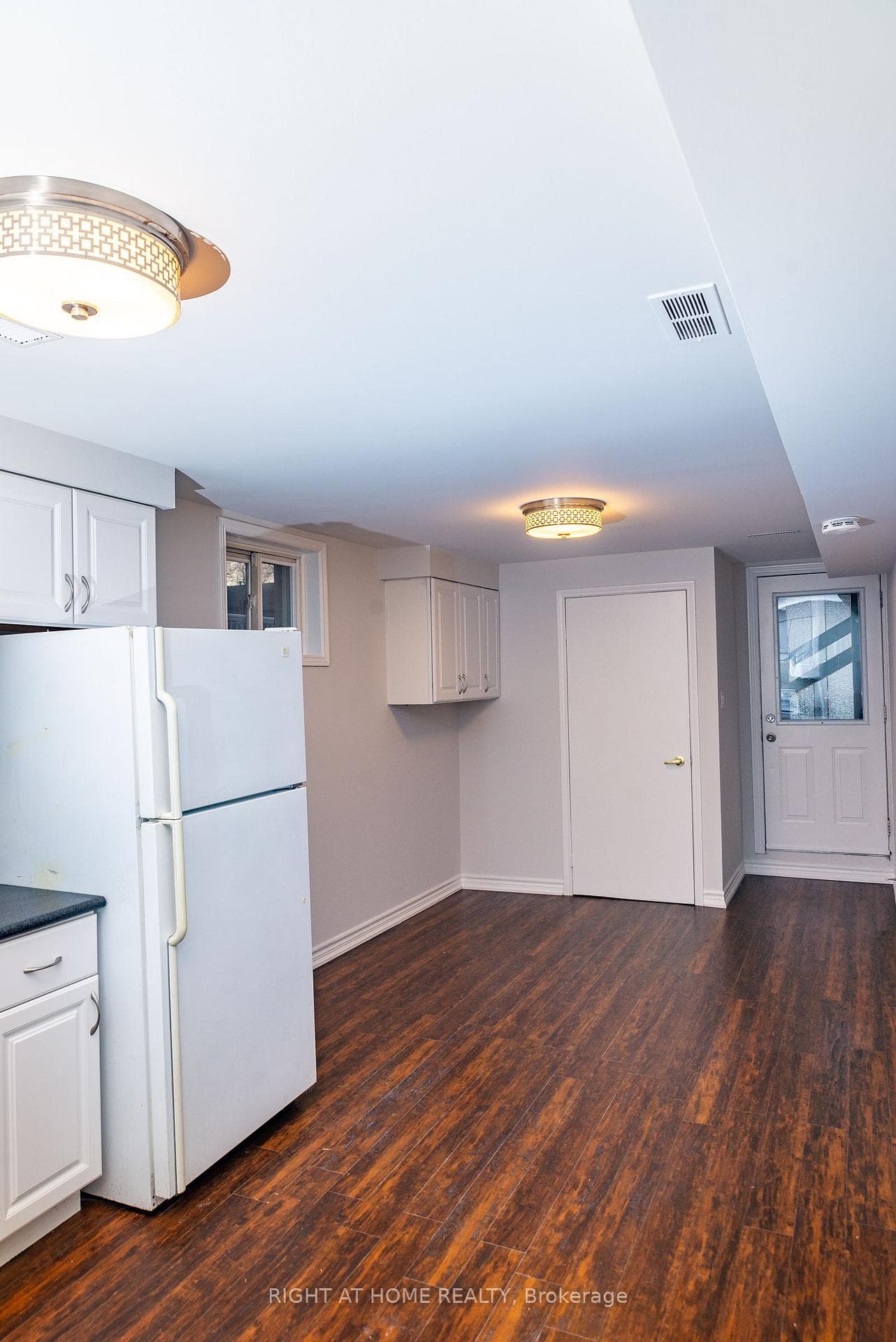 71 Agincourt Road photo 26