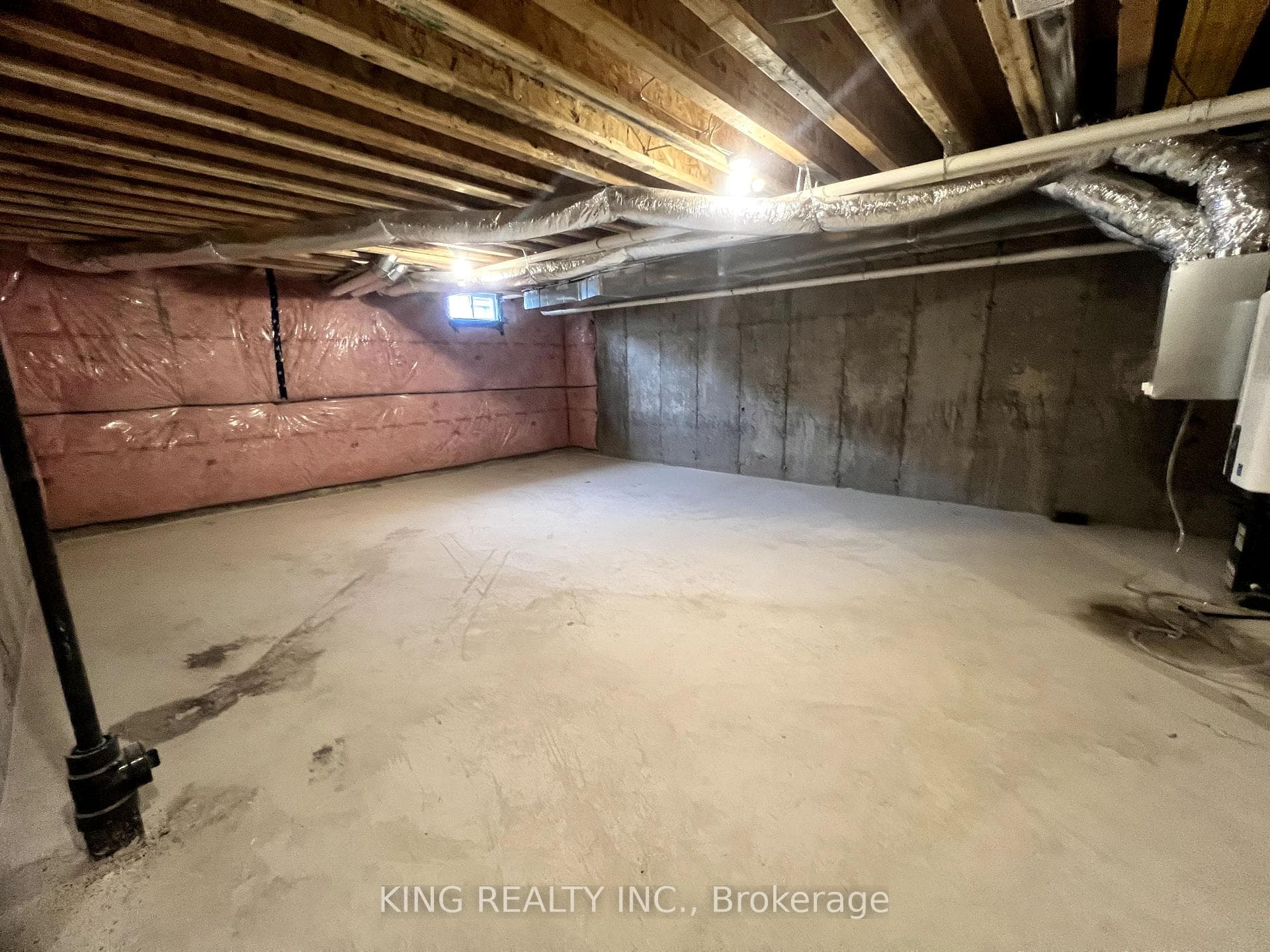 55 Butler Boulevard photo 17