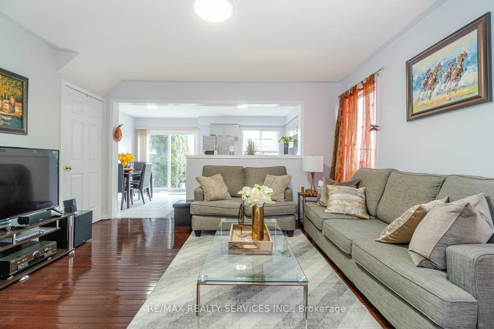 9 Garibaldi Drive photo 14
