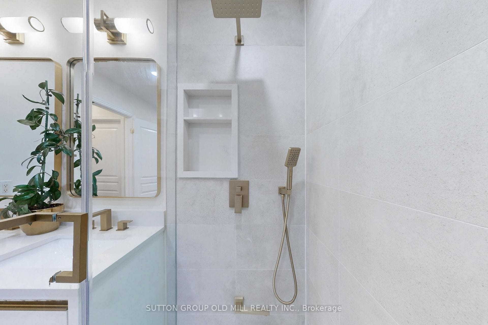 22 Nichols Boulevard photo 24