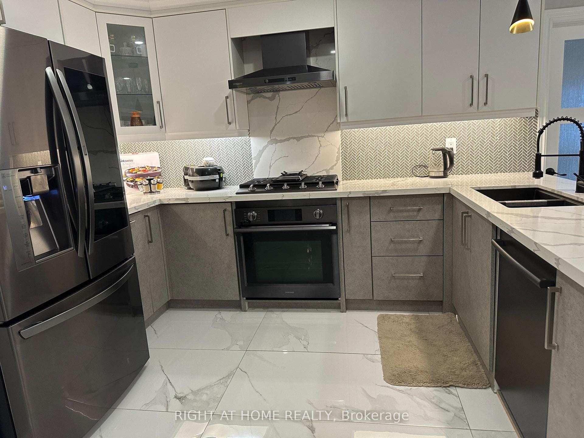 4131 Loyalist Drive Unit (Upper) photo 13