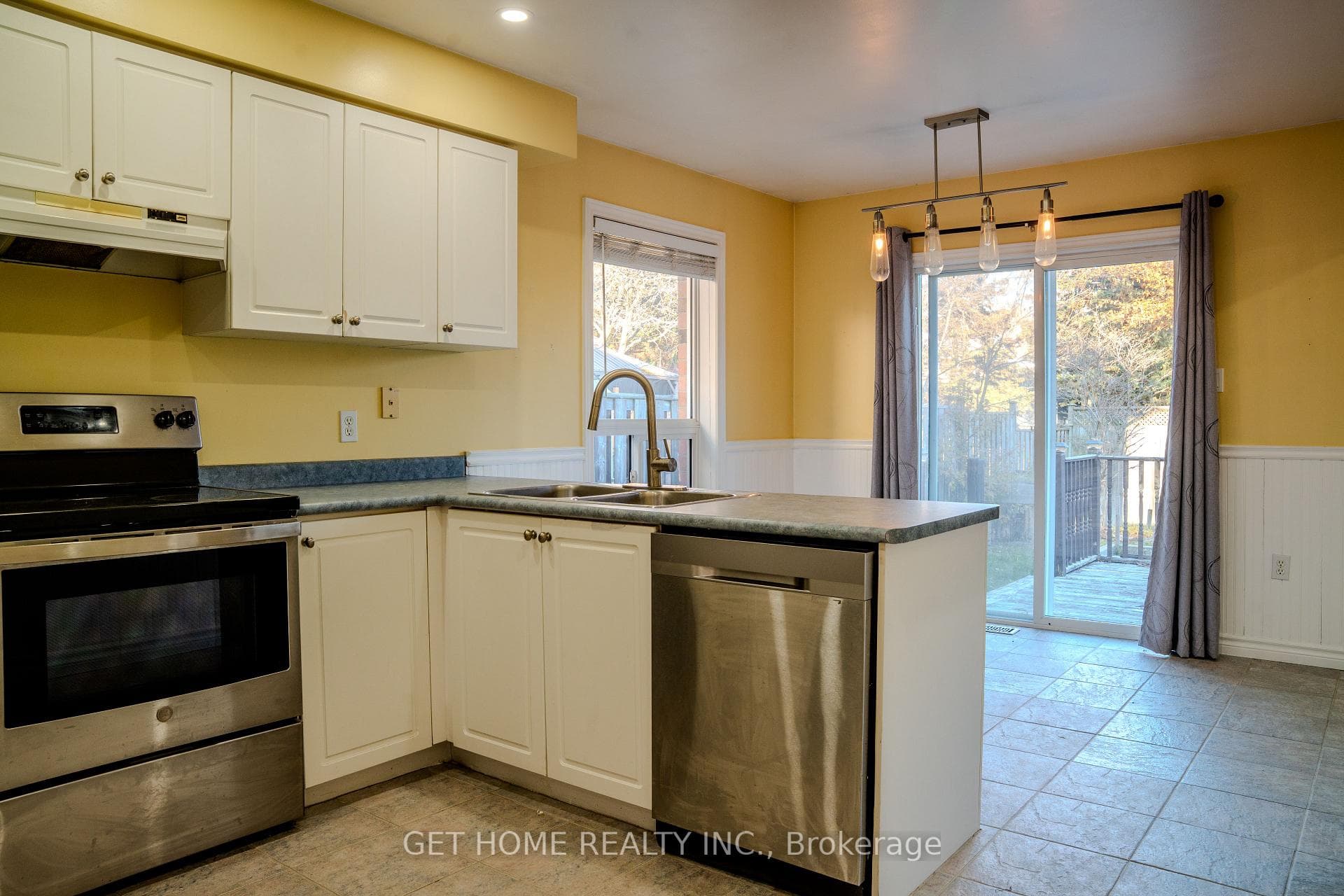 99 Kilgannon Avenue photo 11