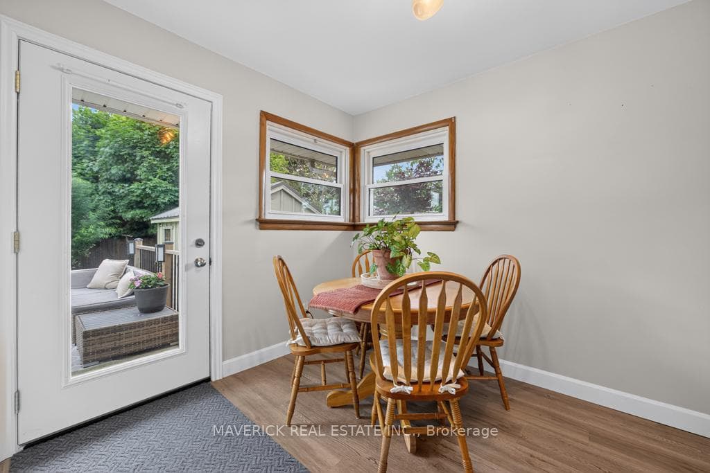 180 FOREST Avenue photo 9