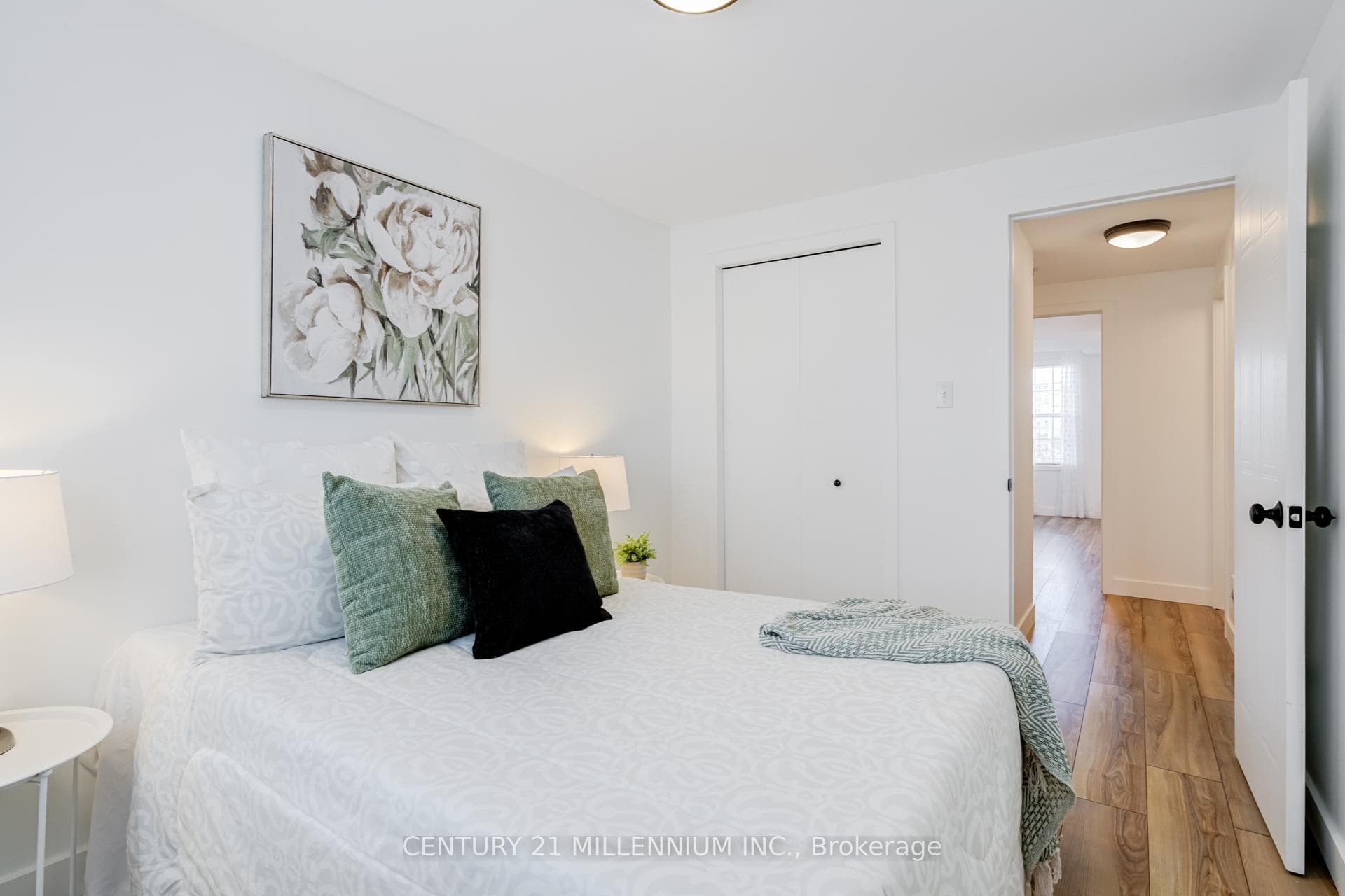 124 Gosling Gardens Unit 32 photo 22