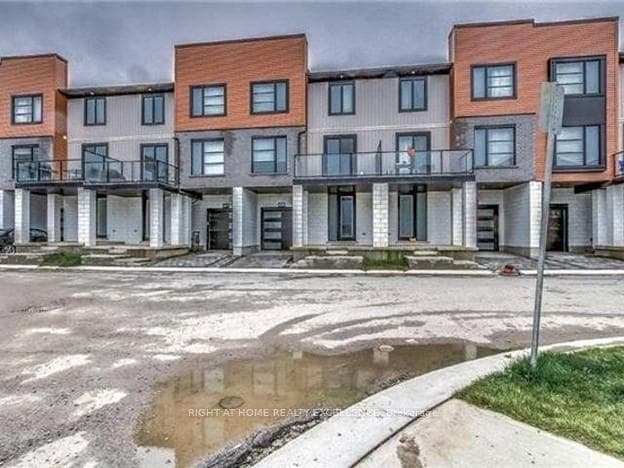 891 Sarnia Road Unit 891 photo 1