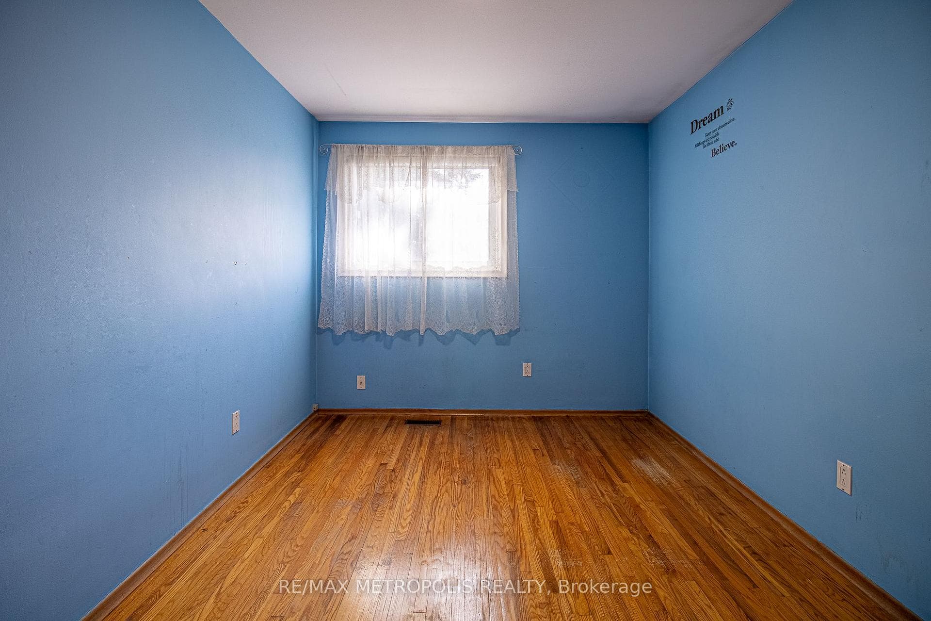 37 Albacore Crescent photo 14