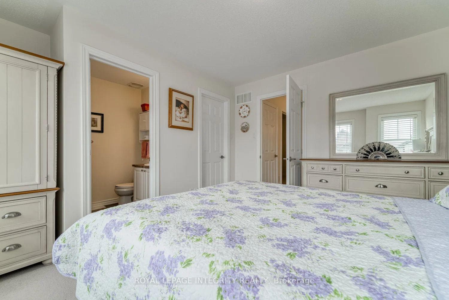 138 Grenadine Street photo 18