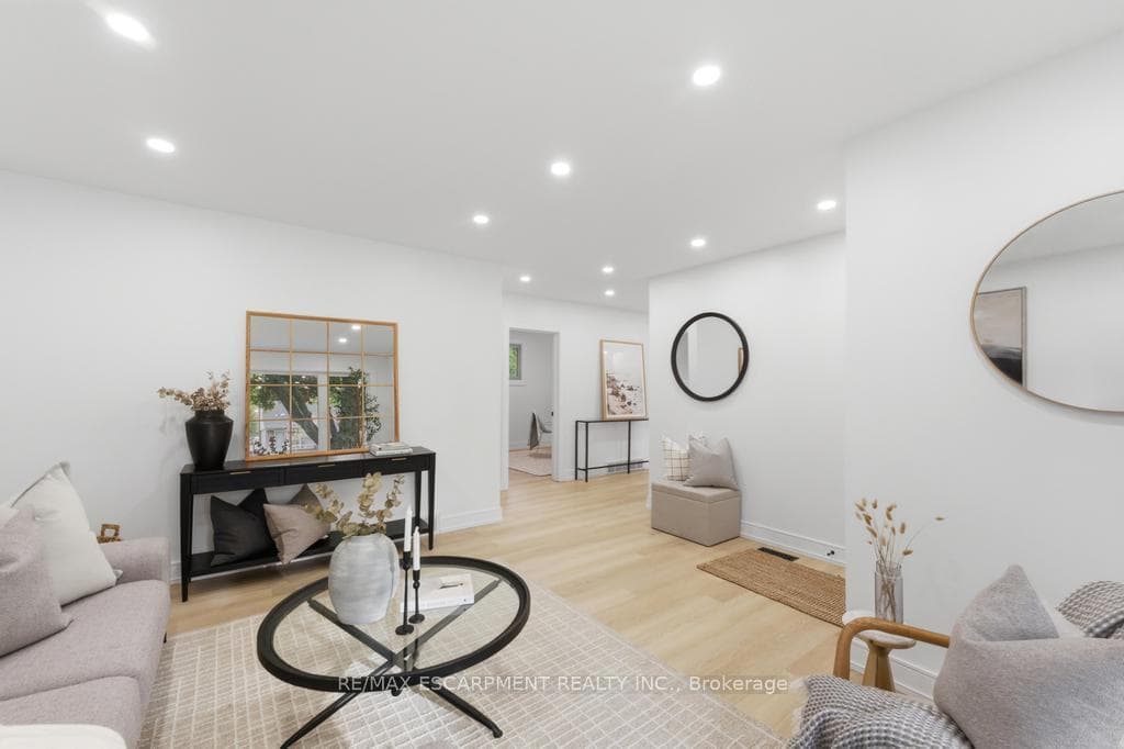 173 WEST 19TH Street photo 6