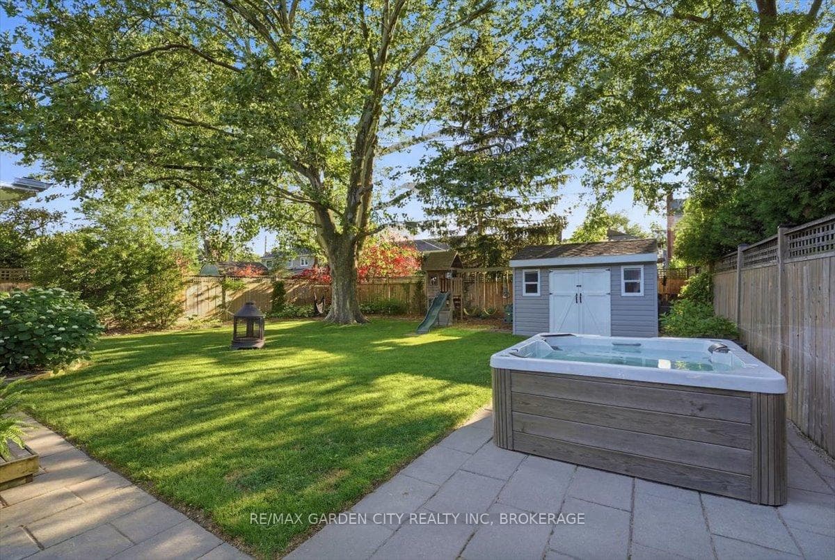 118 Riverdale Drive photo 45