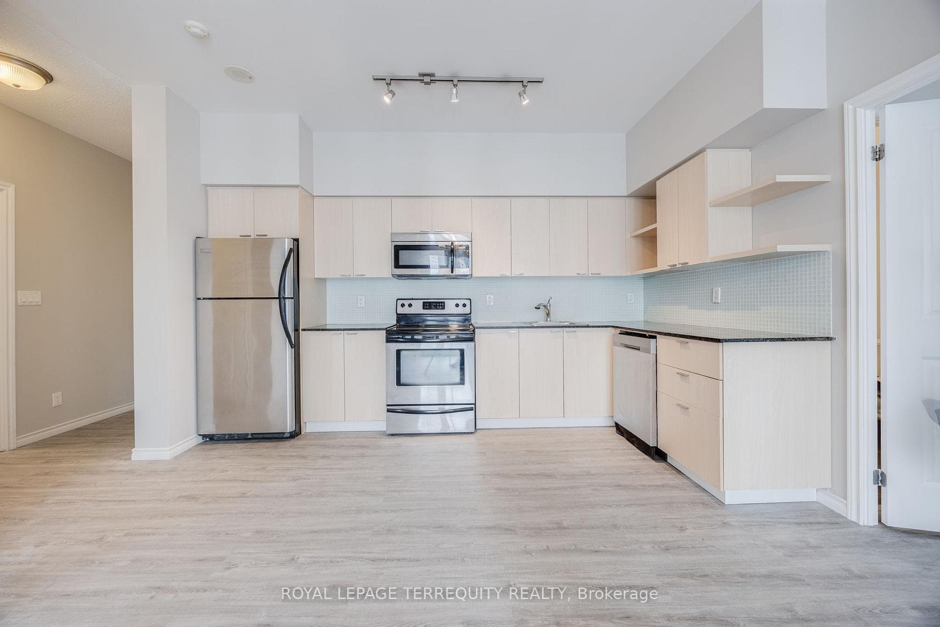 35 Hayden Street Unit 1306 photo 3
