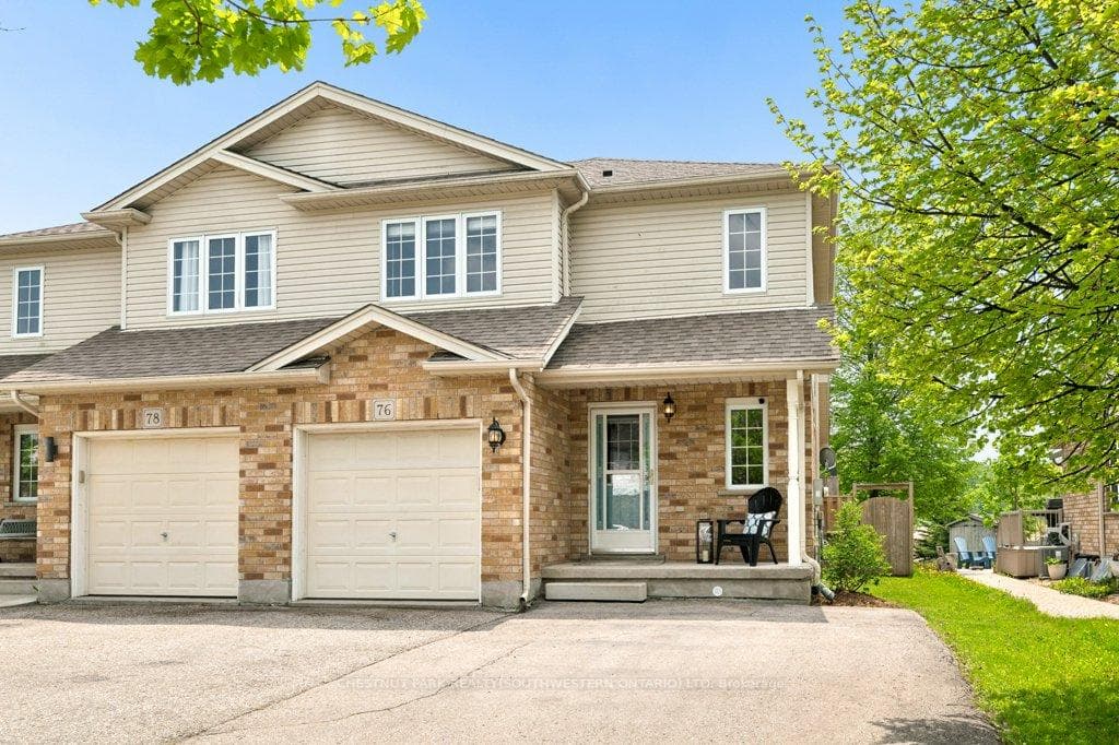 76 Stiefelmeyer Crescent photo 1