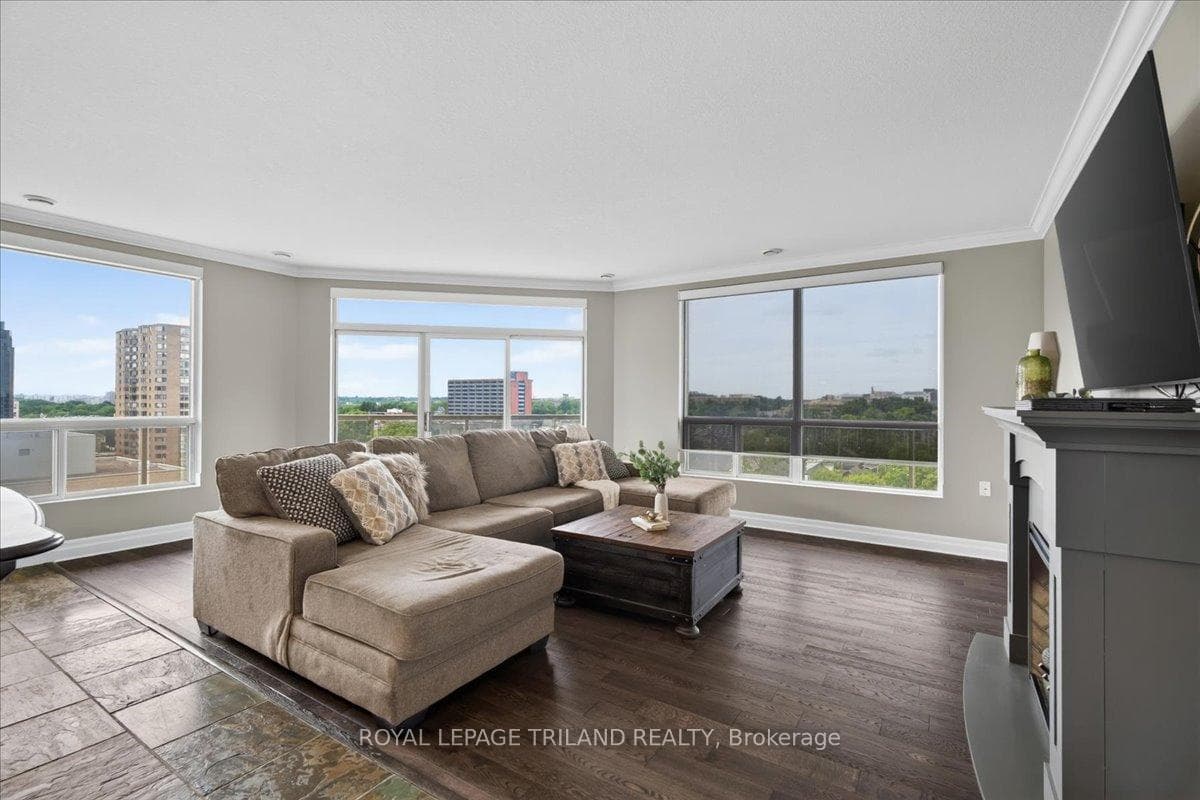 250 Pall Mall Street Unit 908 photo 21