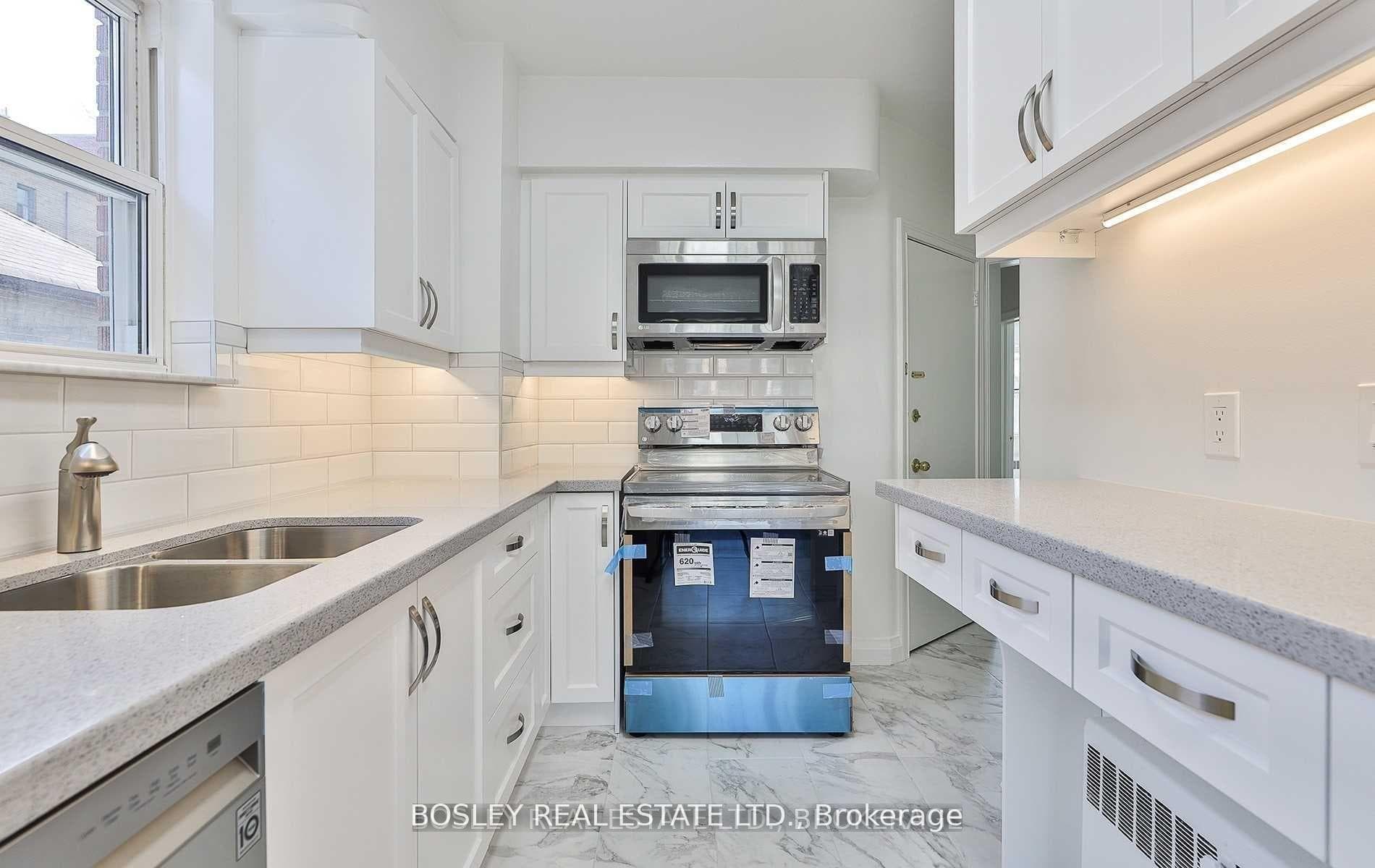 3 Warwick Avenue Unit 1 photo 13