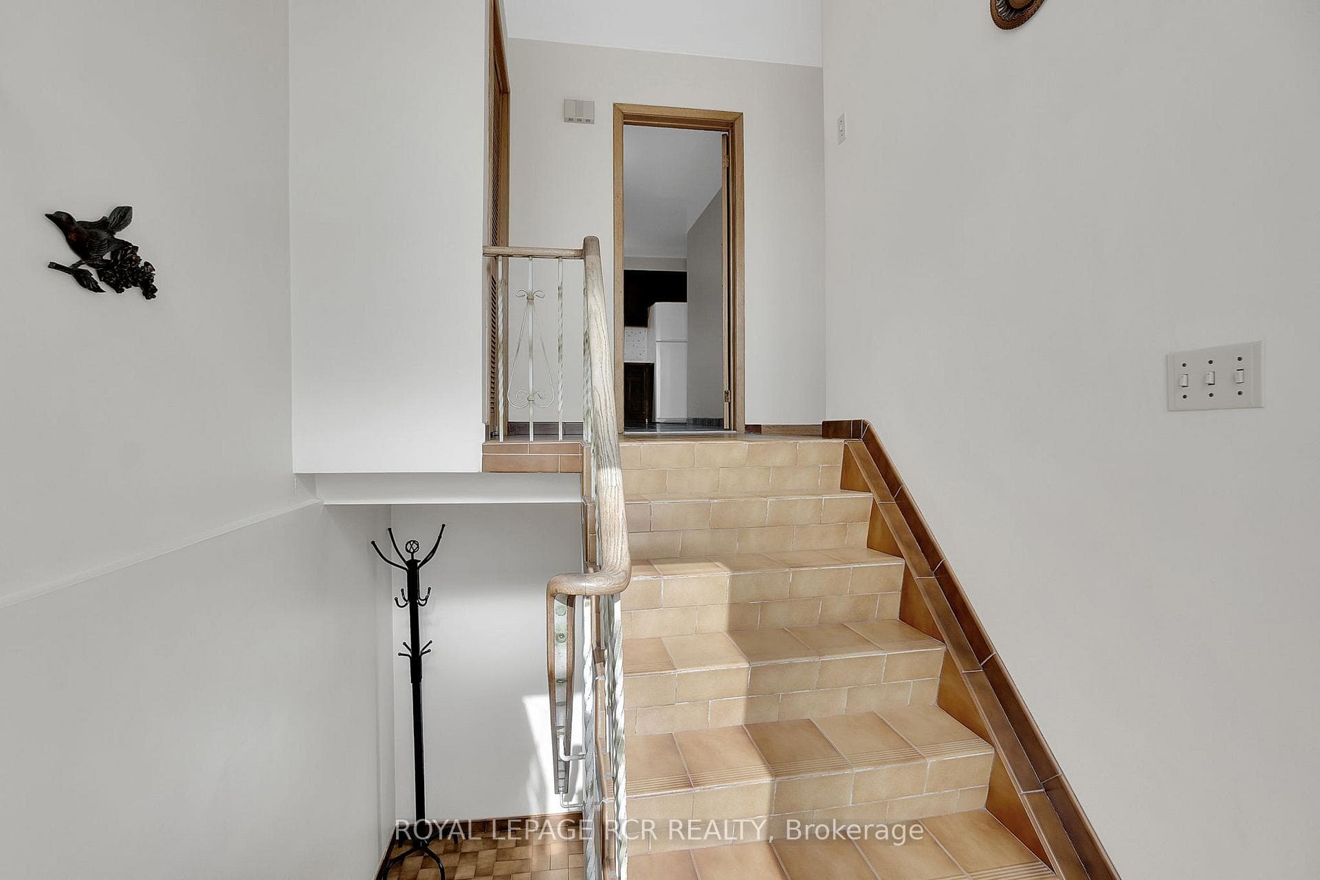 5 Slane Court photo 4