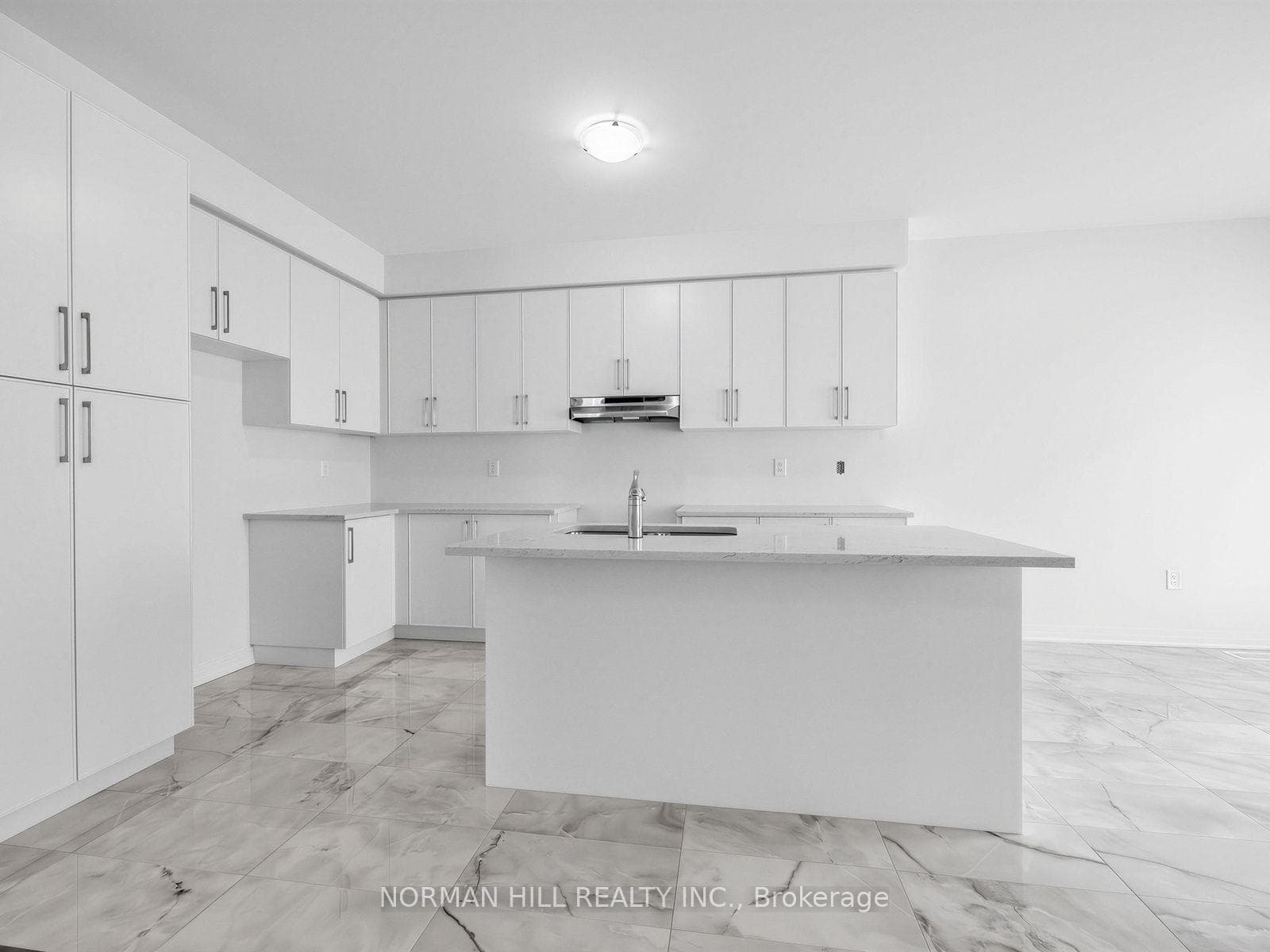 36 Guildhouse Drive photo 13