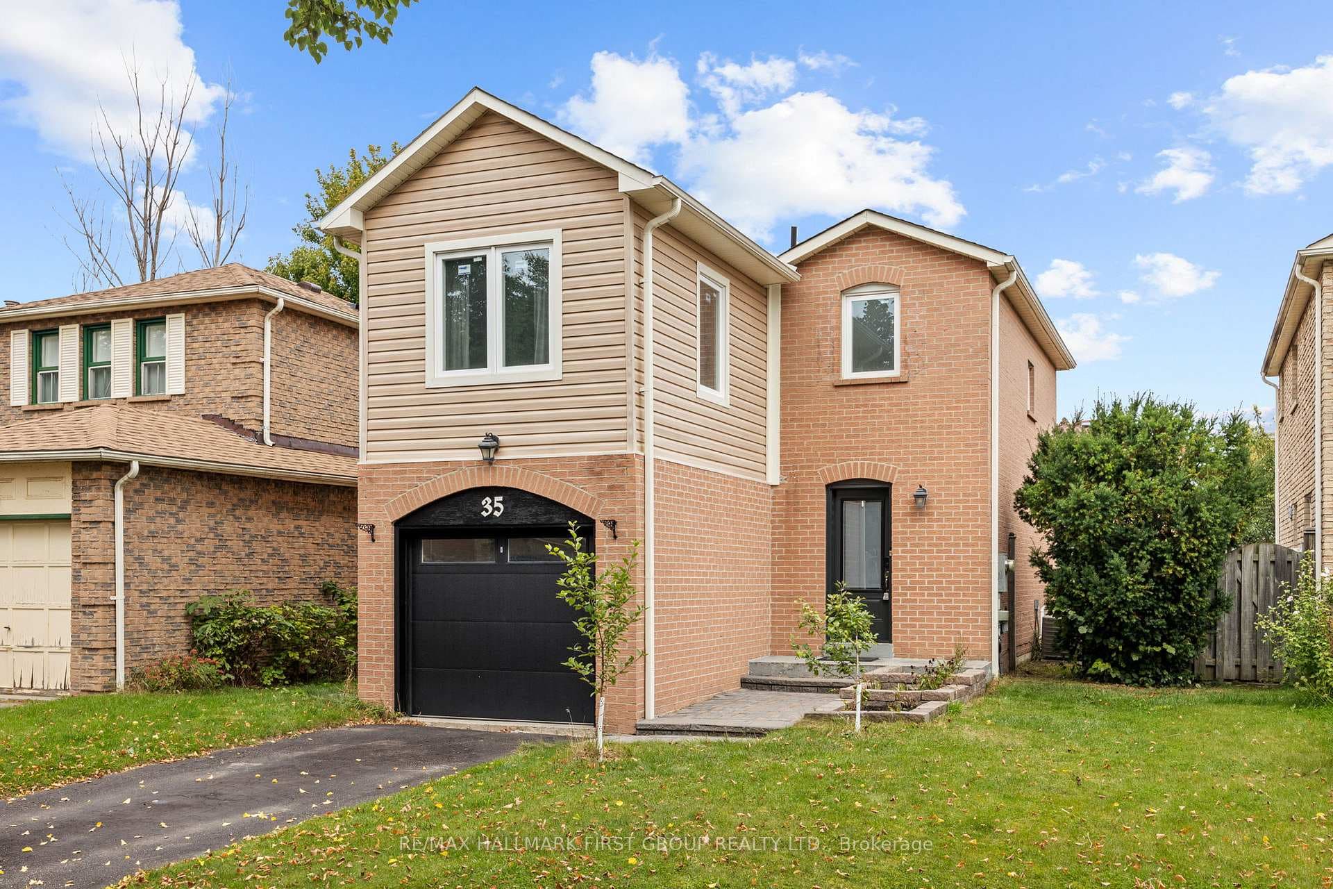 35 Radford Drive photo 3