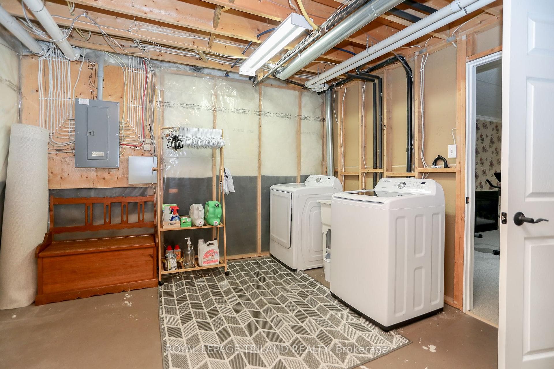 68 Ponsford Place photo 35