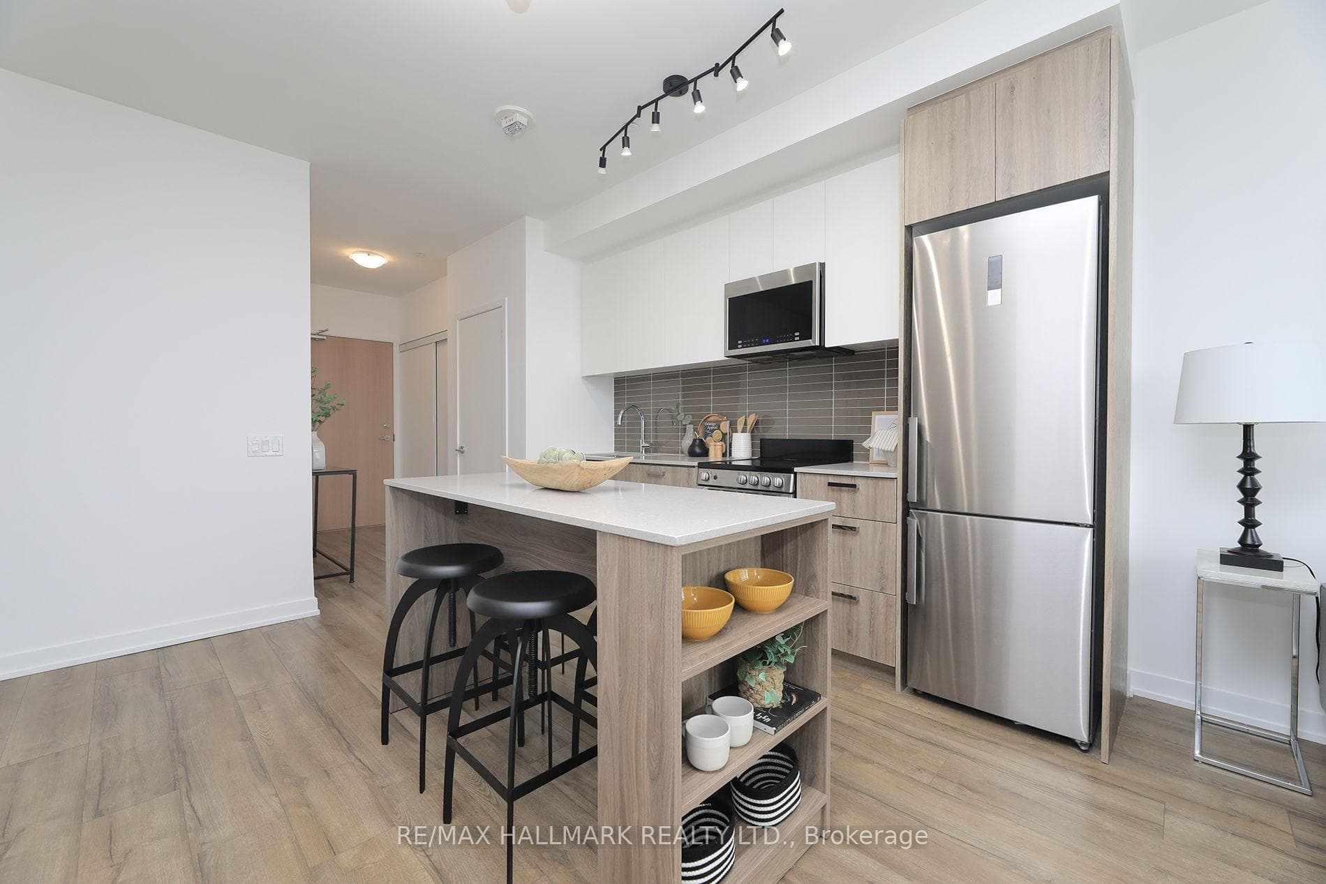 1787 St. Clair Avenue Unit 1111 photo 12