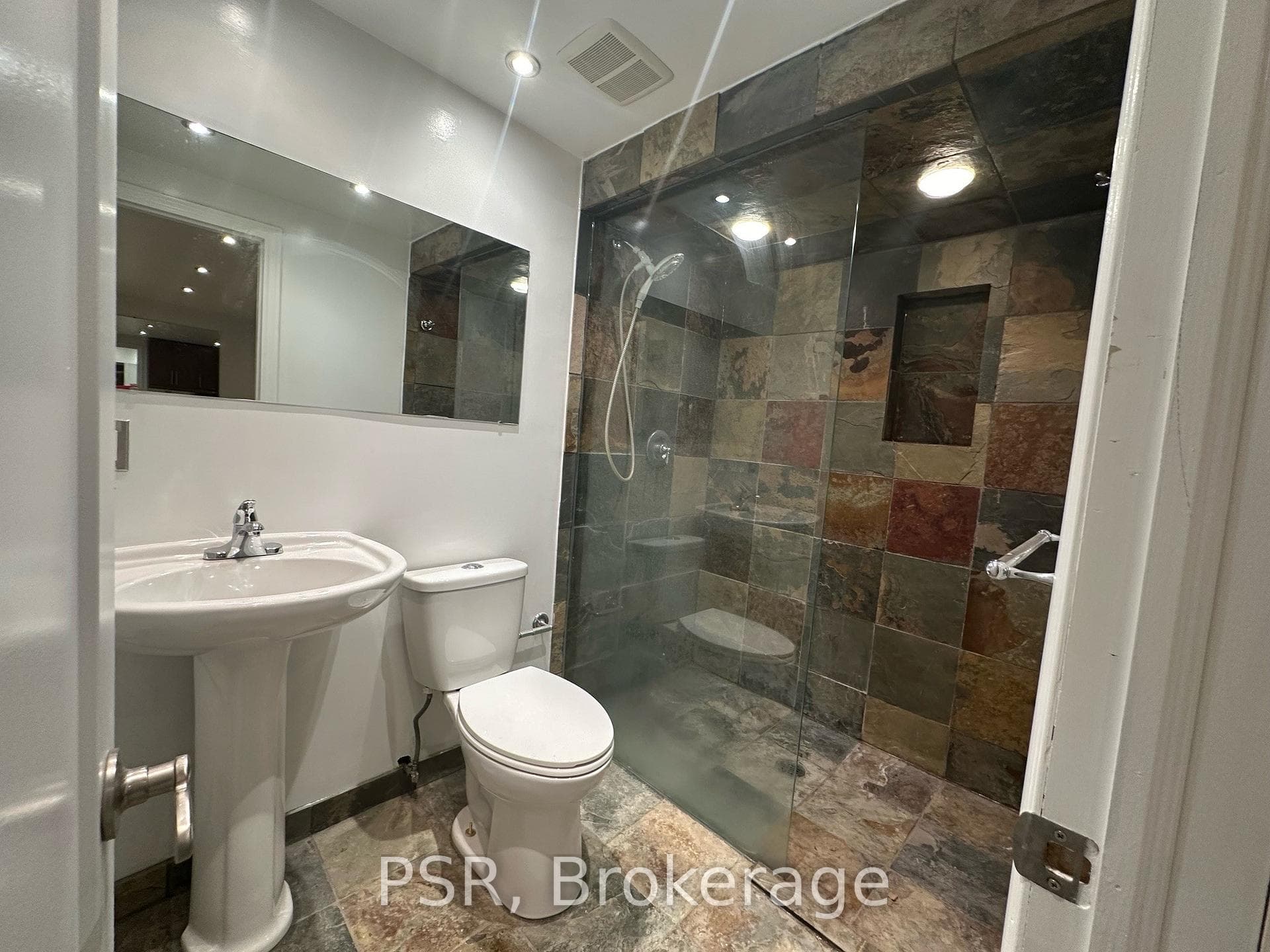 5510 Red Brush Drive photo 6