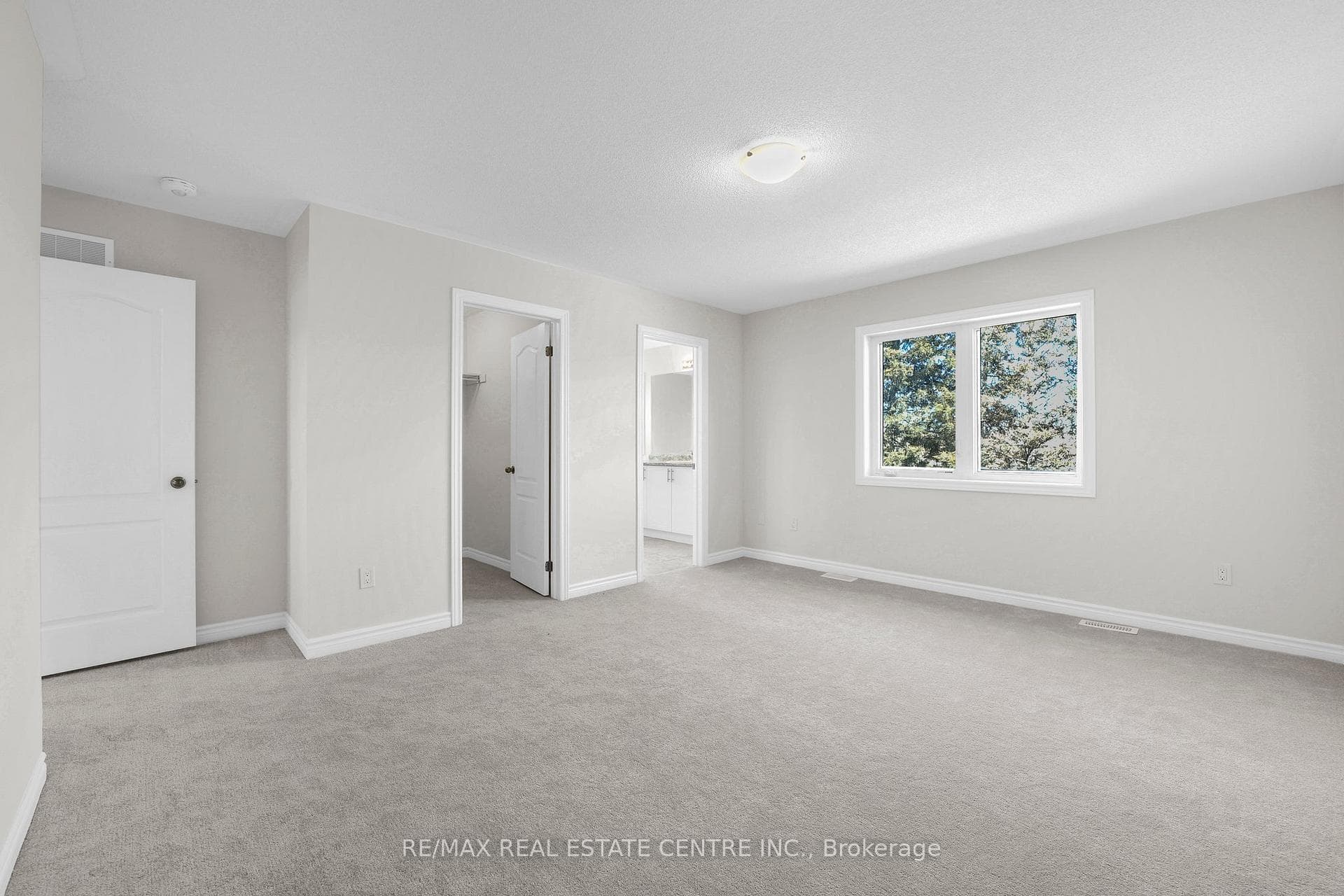 15 LAWRENCE D. PRIDHAM Avenue photo 25