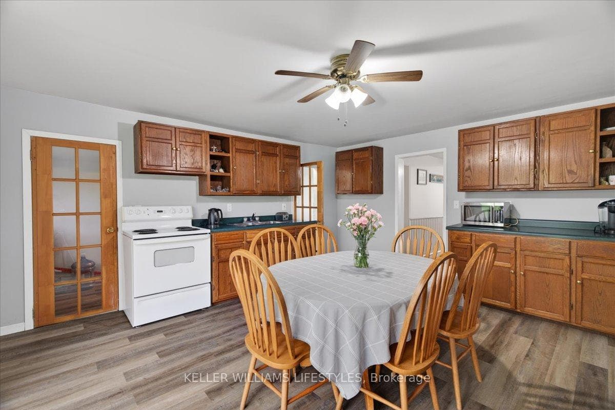 7475 Ridge Road photo 22