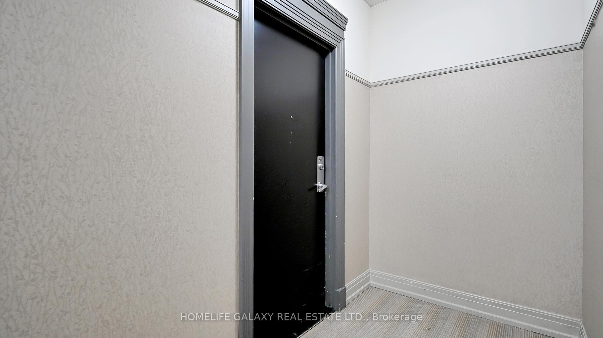 388 Prince Of Wales Drive Unit 901 photo 22