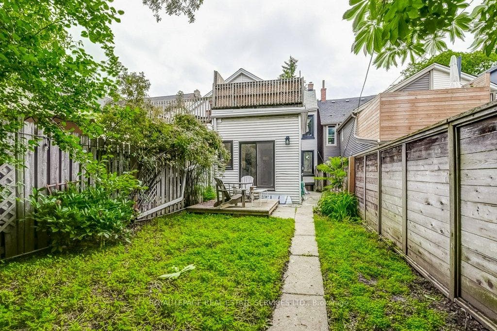10 Fennings Street Unit 1 photo 37