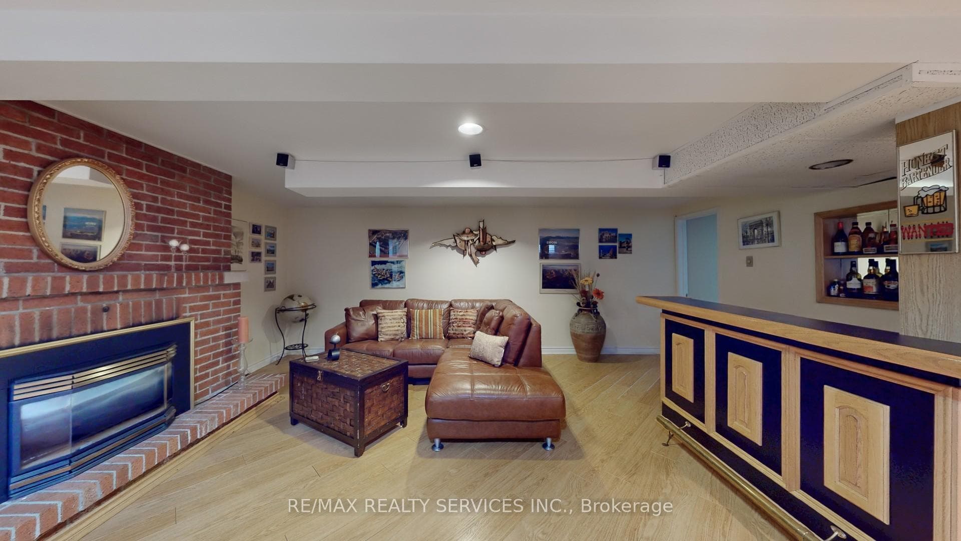 64 Glebe Crescent photo 30