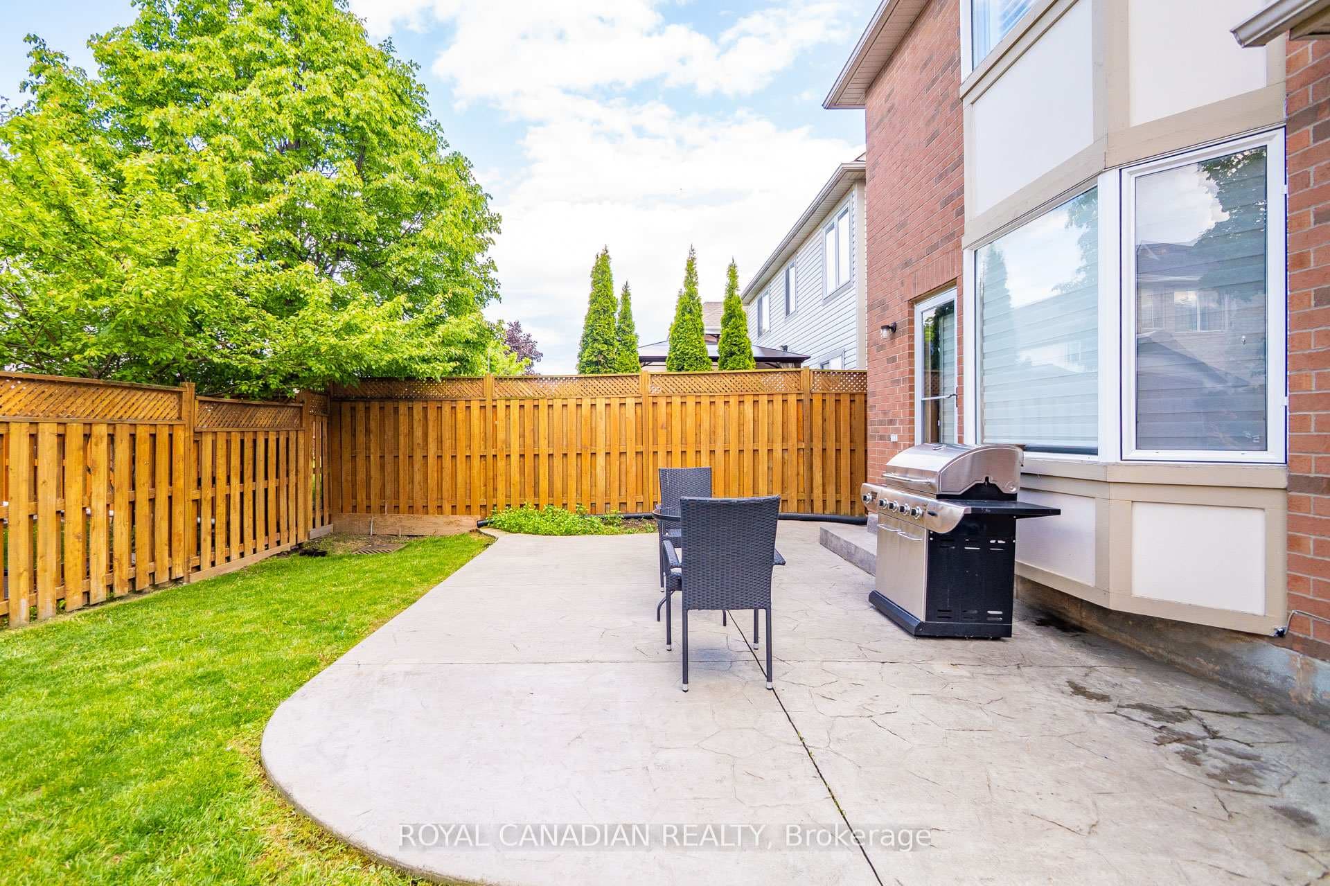 959 Lancaster Boulevard photo 37
