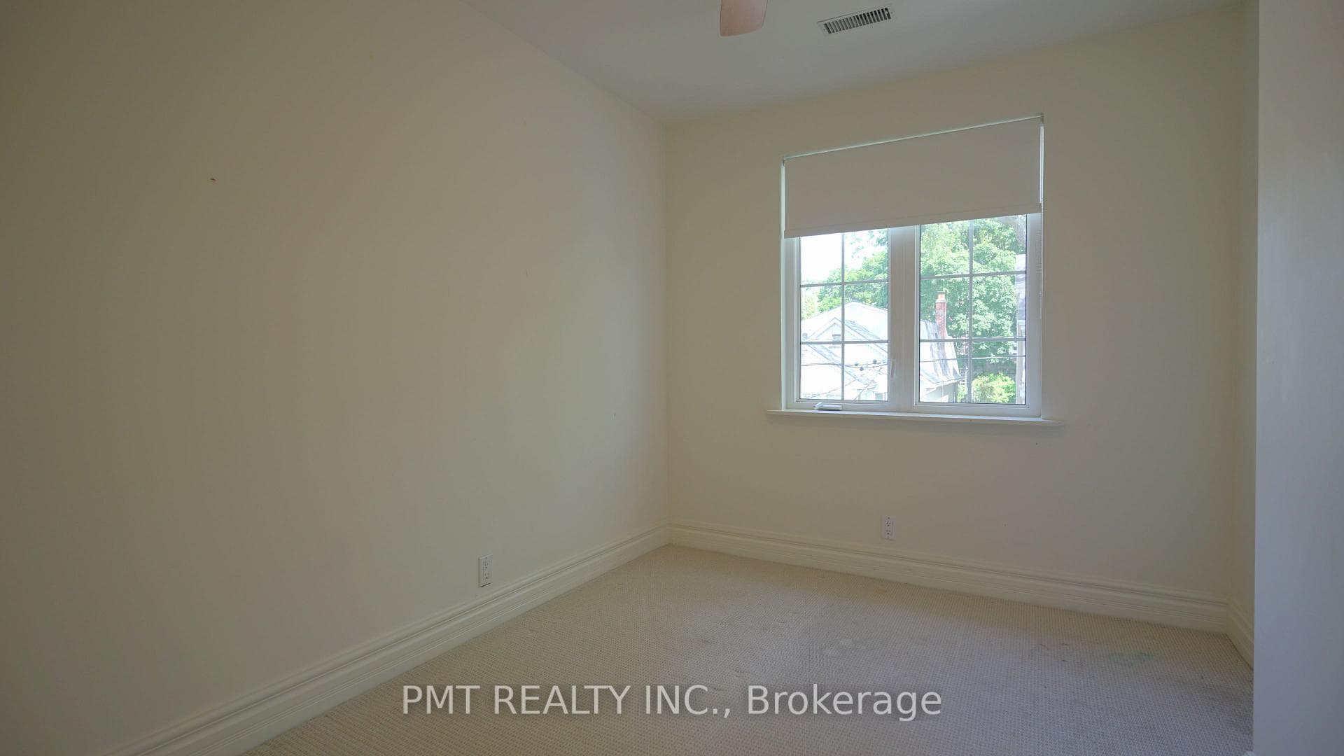 31 Burgess Avenue photo 14