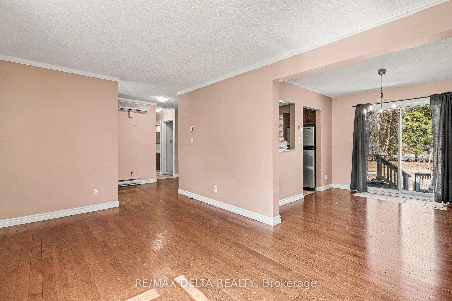 421 Scharf Street photo 10