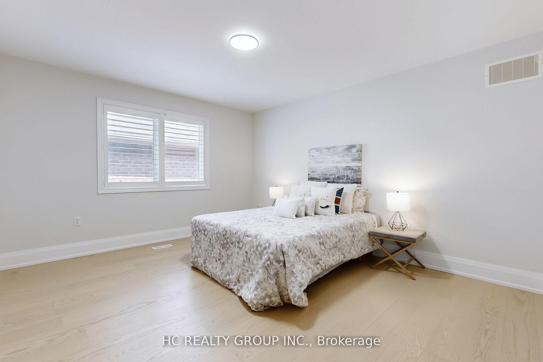 47 Medoc Place photo 14