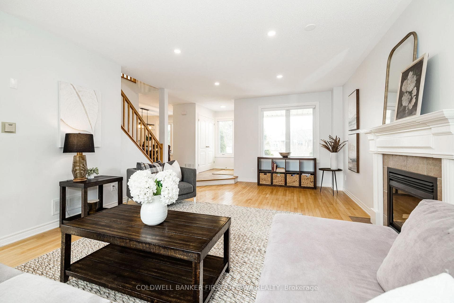 38 HOBIN Street photo 11