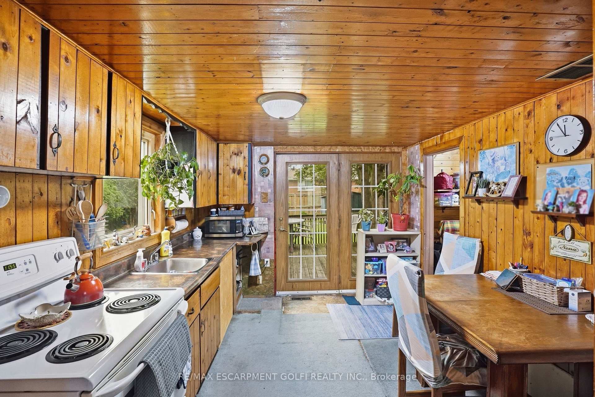 834 MOHAWK Road photo 7