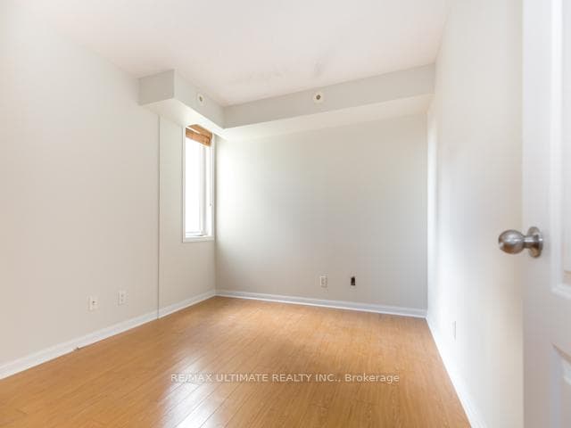 35 Canniff Street Unit 710 photo 14