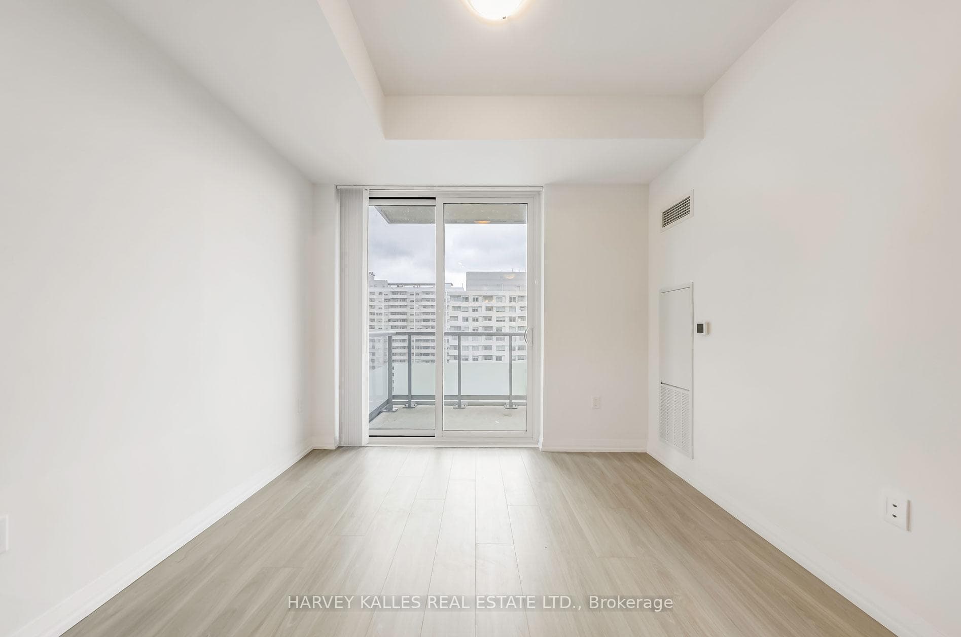 25 Holly Street Unit 2504 photo 16