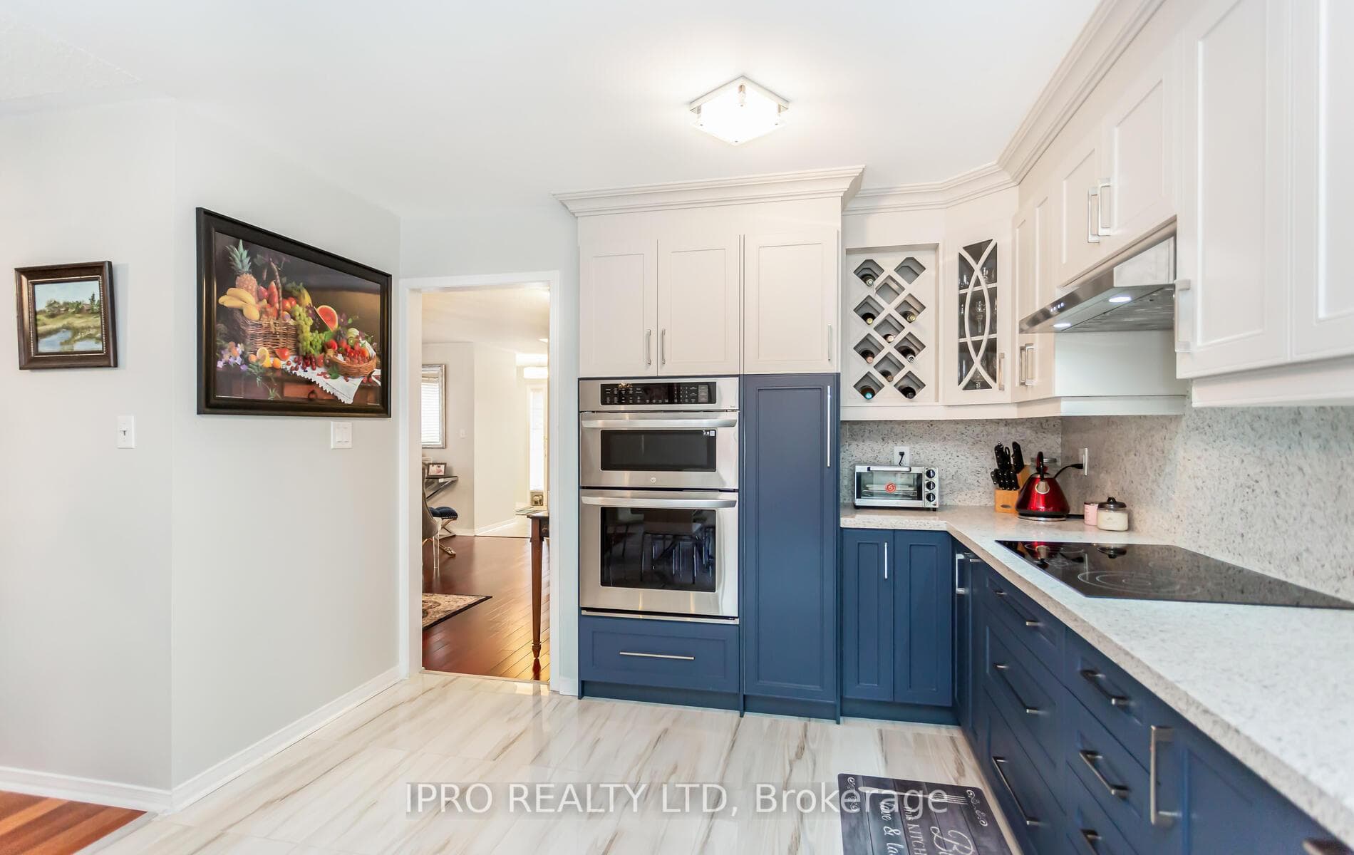 42 Applegrove Court photo 16