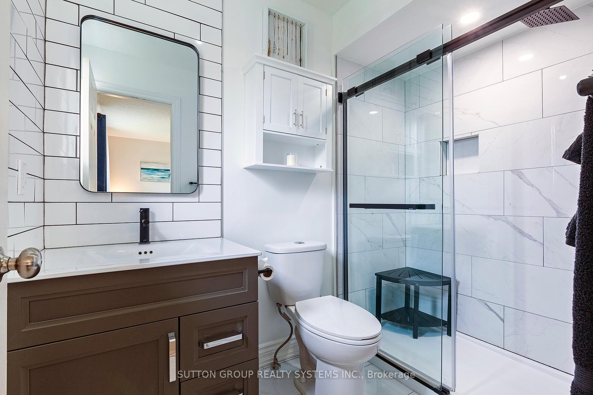 Ensuite