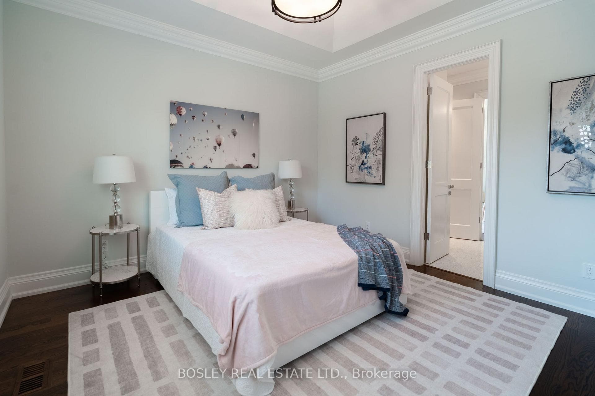 61 Rykert Crescent photo 31